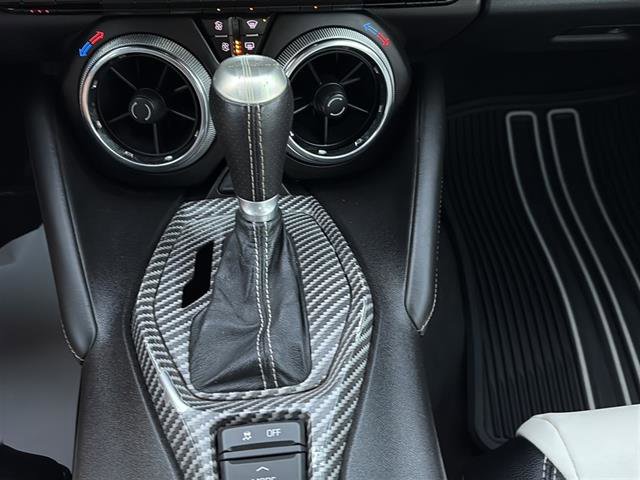 Used 2017 Chevrolet Camaro LT image 26