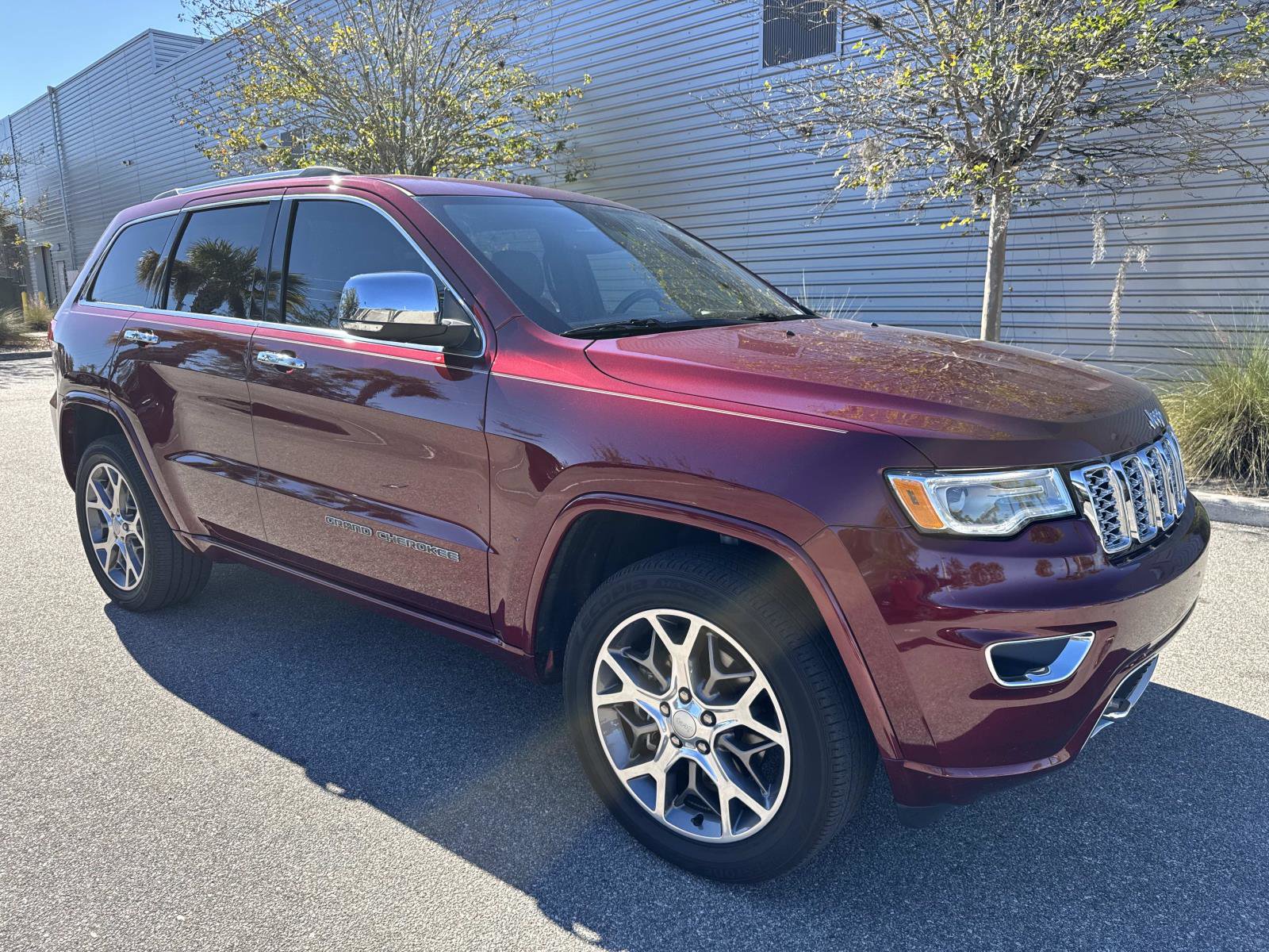 Used 2021 Jeep Grand Cherokee Overland w/ Trailer Tow Group IV image 4
