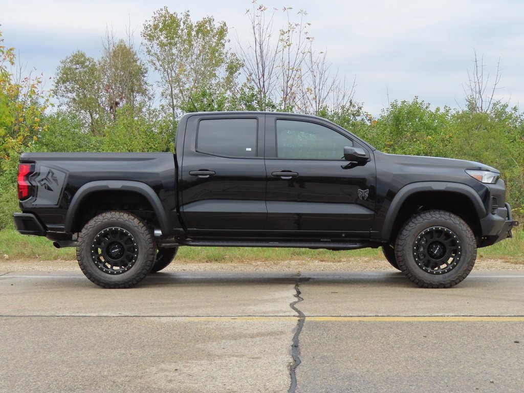 New 2025 Chevrolet Colorado Trail Boss image 2