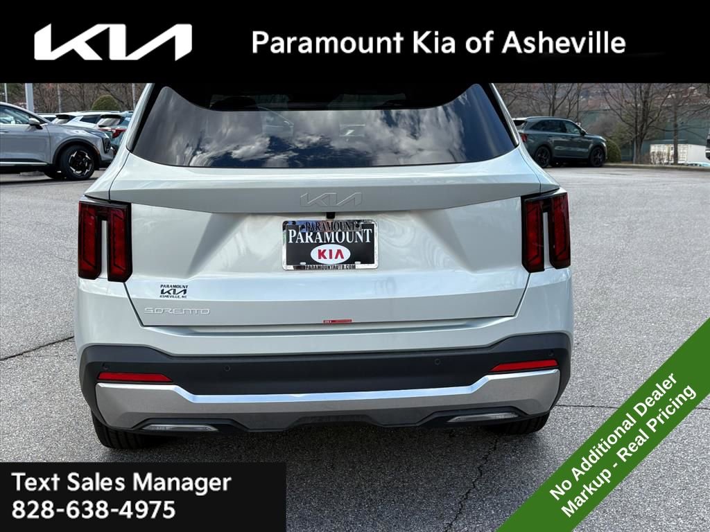 New 2026 Kia Sorento S image 5