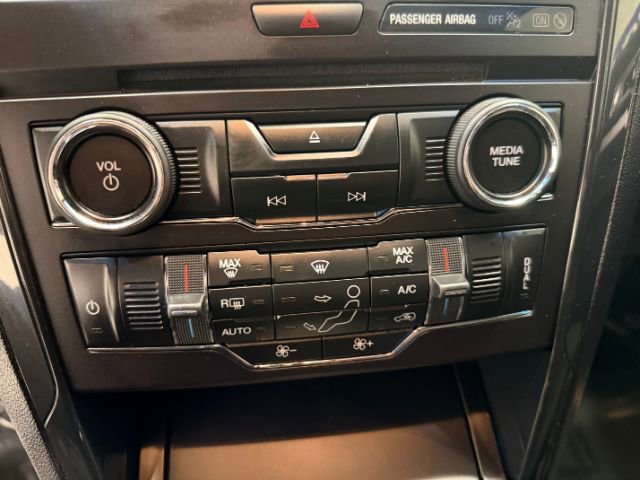 Used 2017 Ford Explorer XLT w/ Equipment Group 201A image 21