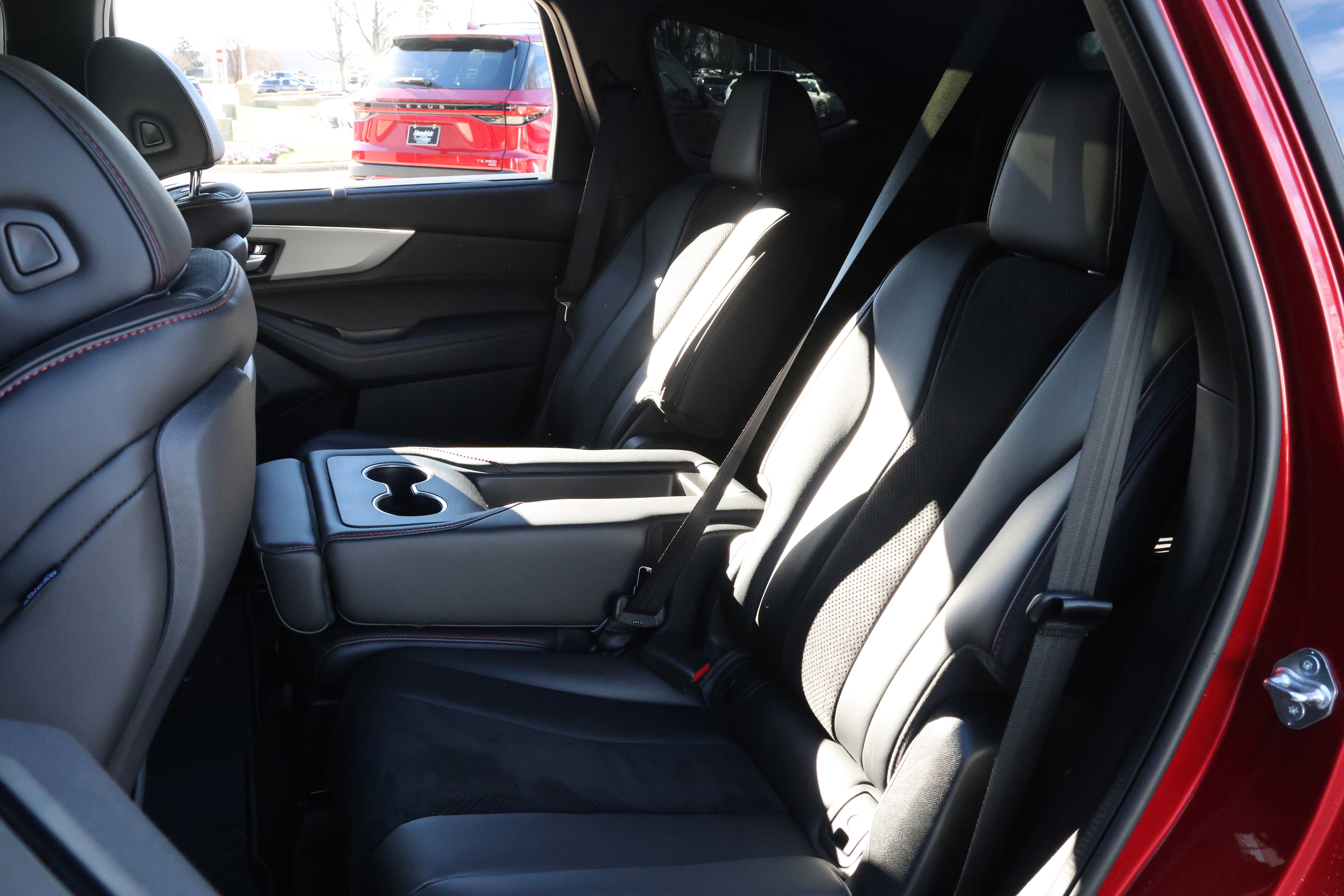 Used 2025 Acura MDX A-Spec image 36