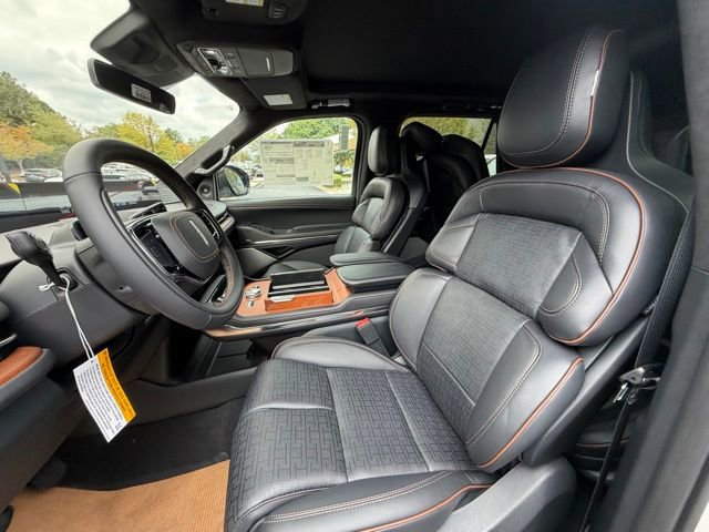New 2025 Lincoln Navigator Black Label image 10