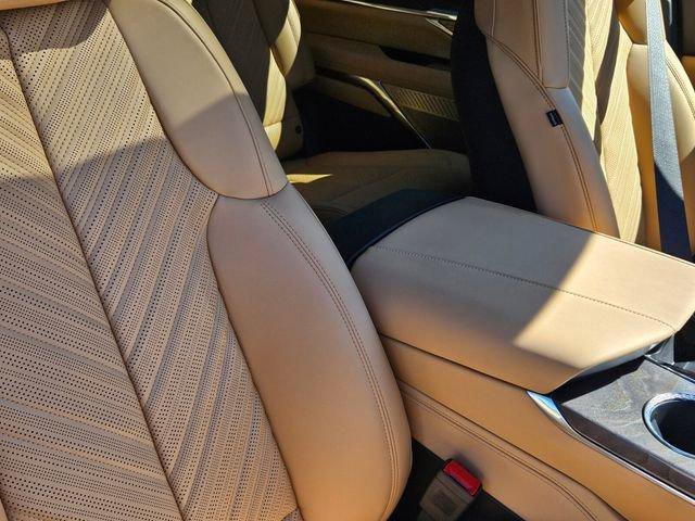 New 2026 Cadillac Escalade IQ Luxury 2 image 34