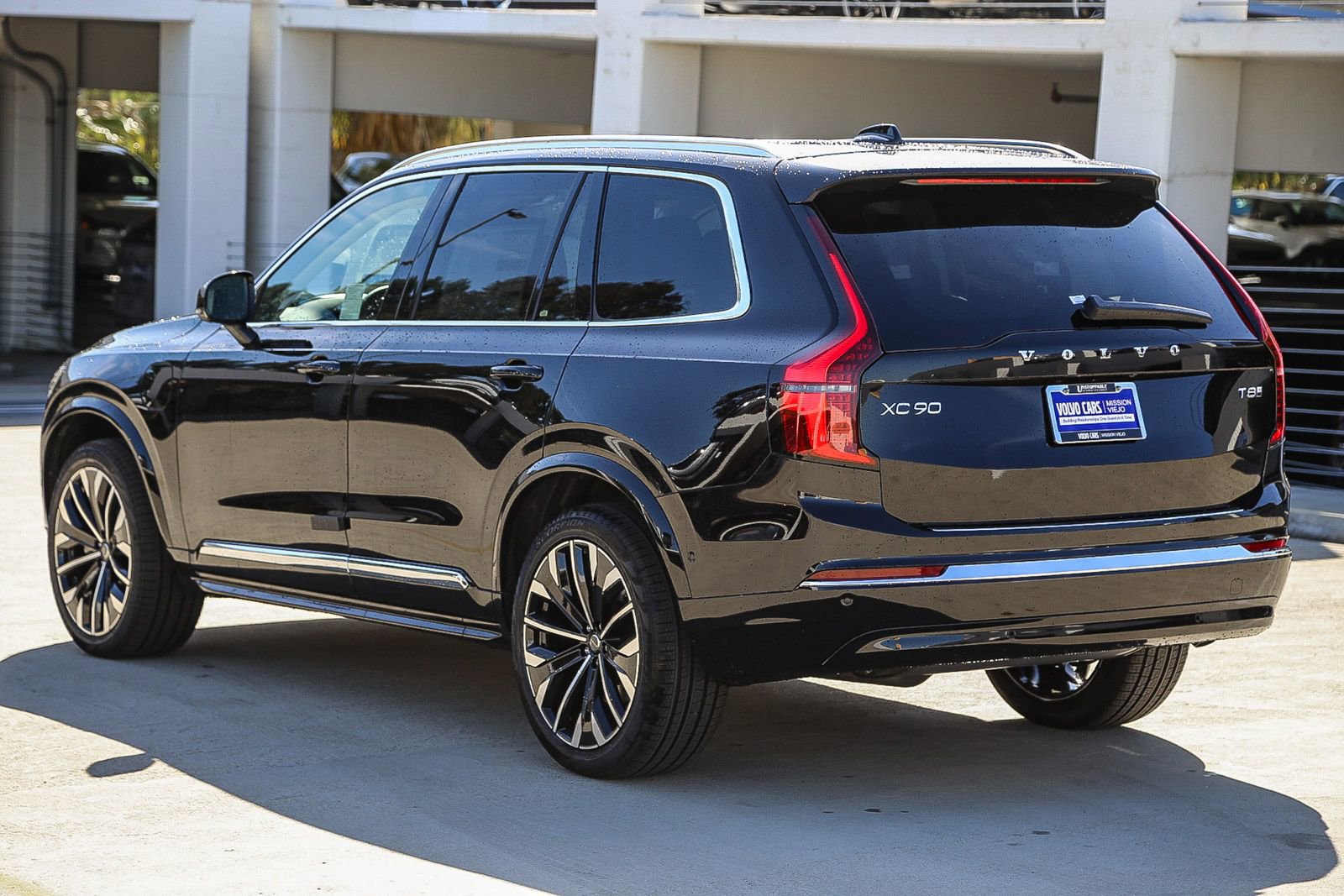 New 2026 Volvo XC90 T8 Ultra w/ Protection Package image 6
