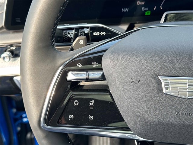 New 2026 Cadillac Optiq Luxury 1 image 26