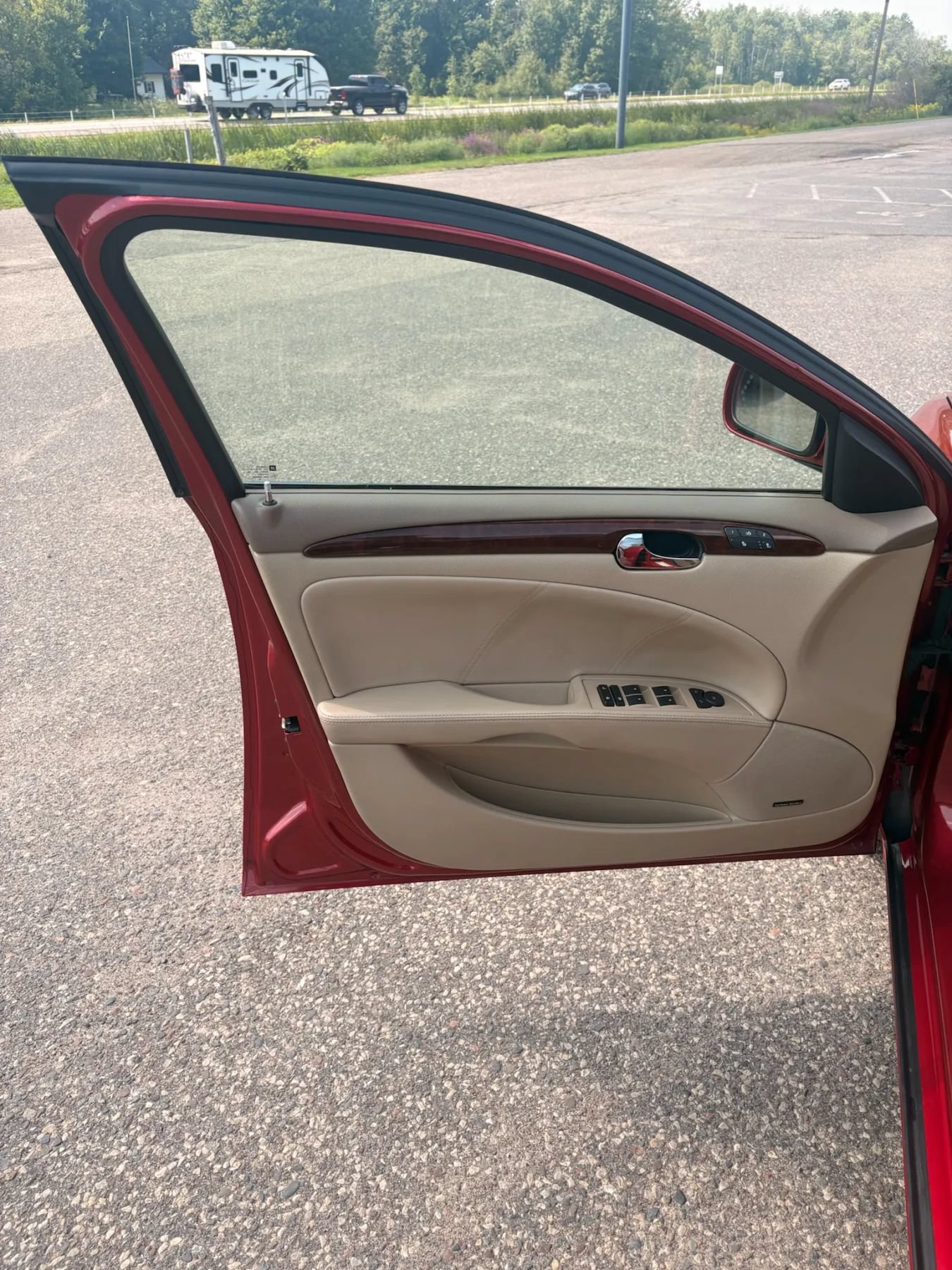 Used 2006 Buick Lucerne CXS w/ Driver Confidence Package FWD image 11