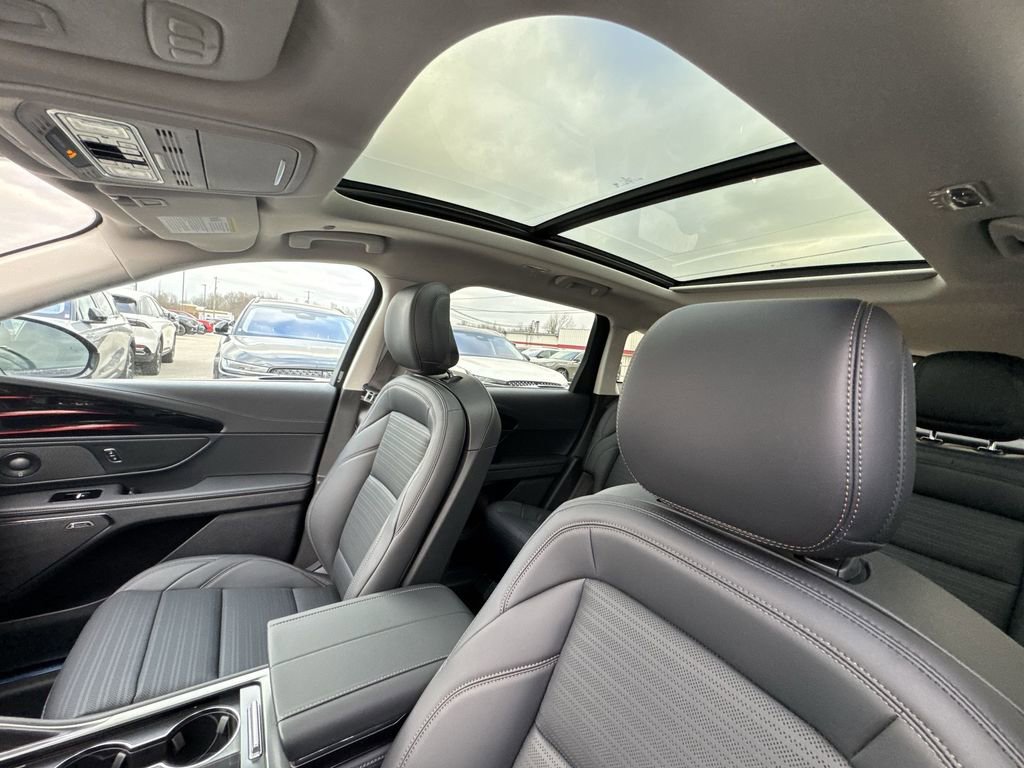 New 2026 Lincoln Nautilus Reserve image 22