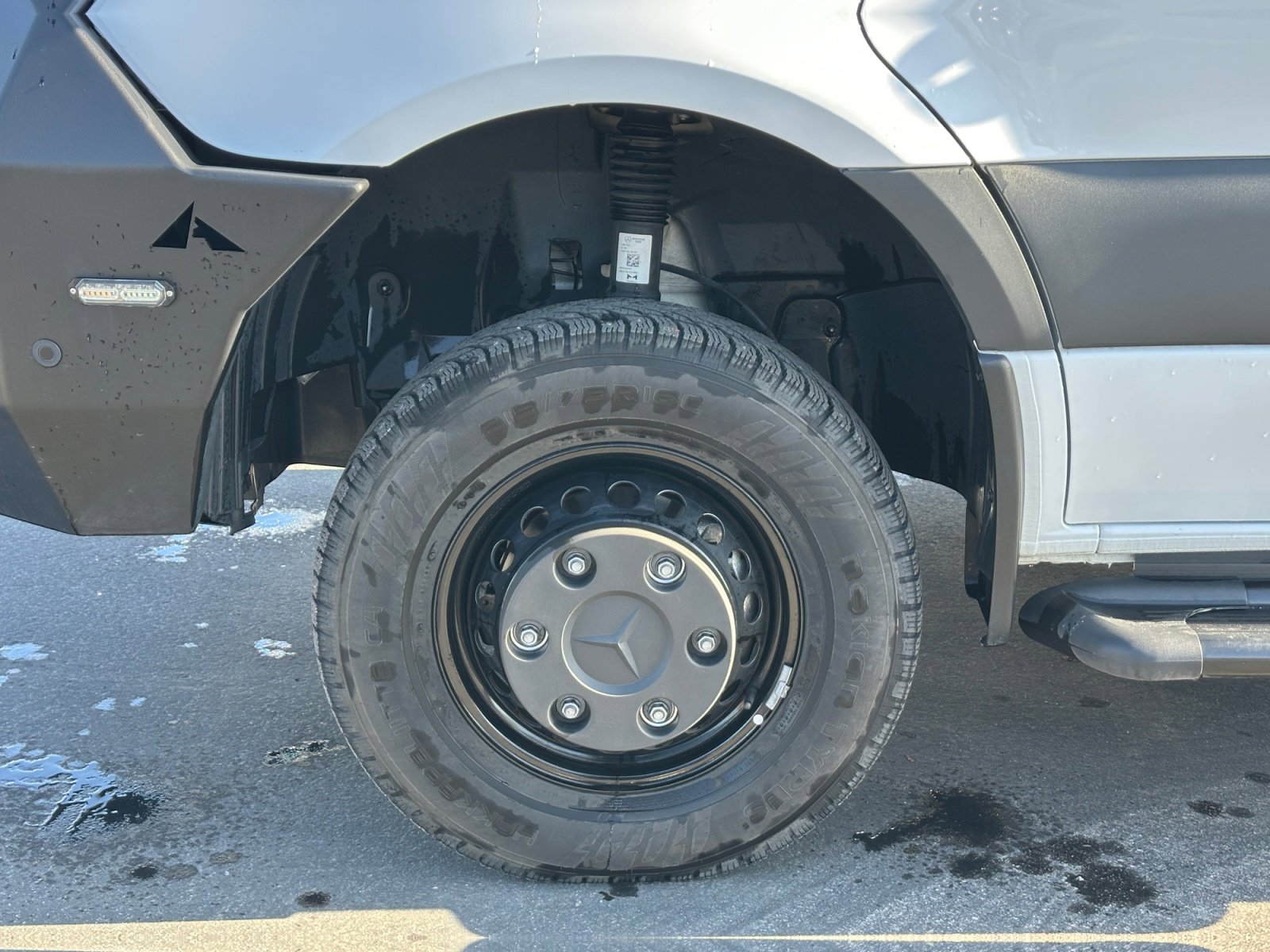 Used 2024 Mercedes-Benz Sprinter 3500 image 11