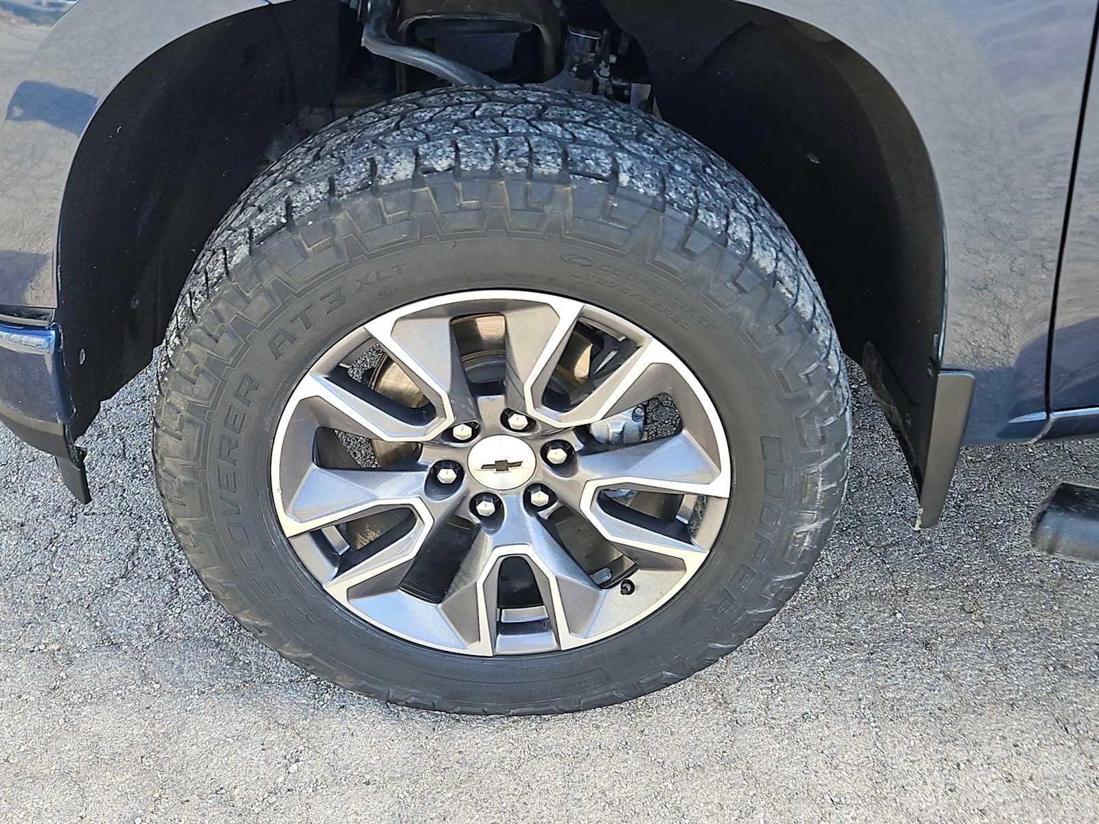 Used 2020 Chevrolet Silverado 1500 RST image 12