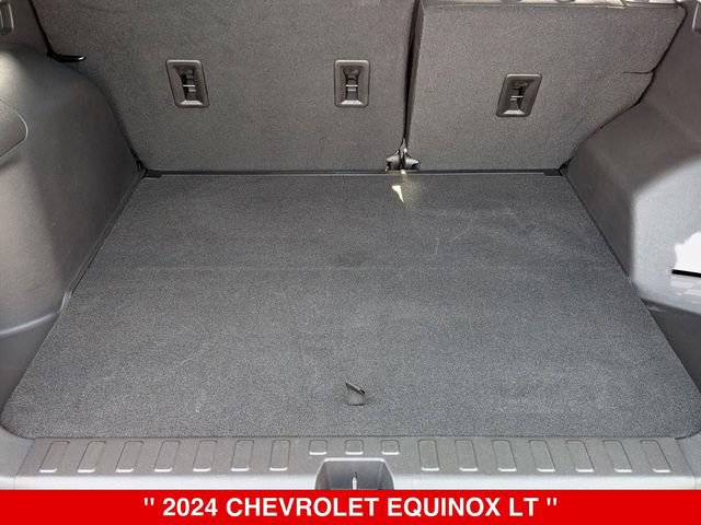 Used 2024 Chevrolet Equinox LT FWD image 32
