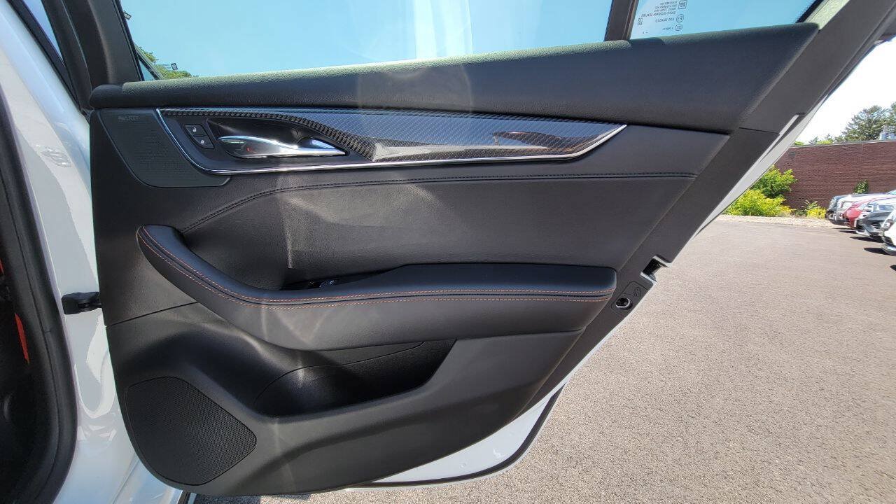 Used 2026 Cadillac CT5 V w/ LPO, ONYX Package AWD/4WD image 24