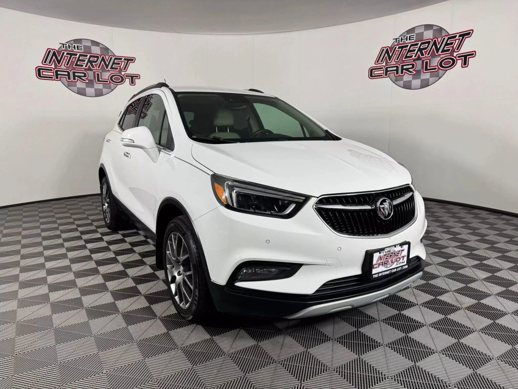 Used 2017 Buick Encore Premium w/ Experience Buick Package image 9
