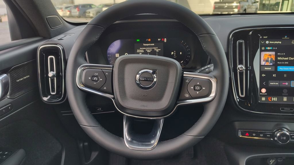 New 2026 Volvo XC40 B5 Ultra w/ Climate Package image 13