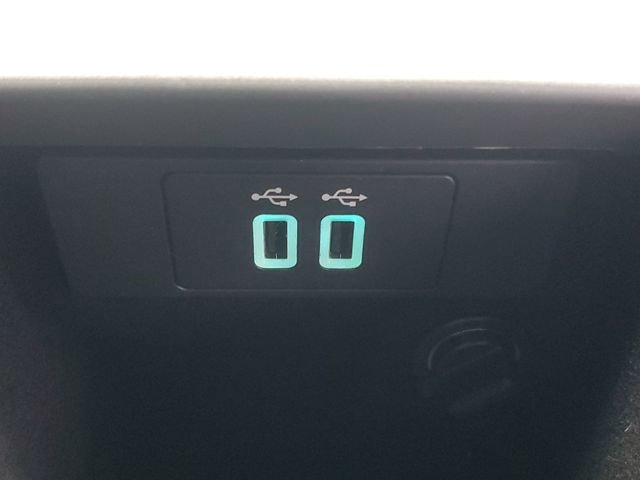 Used 2018 Ford Taurus SEL w/ Equipment Group 201A image 28