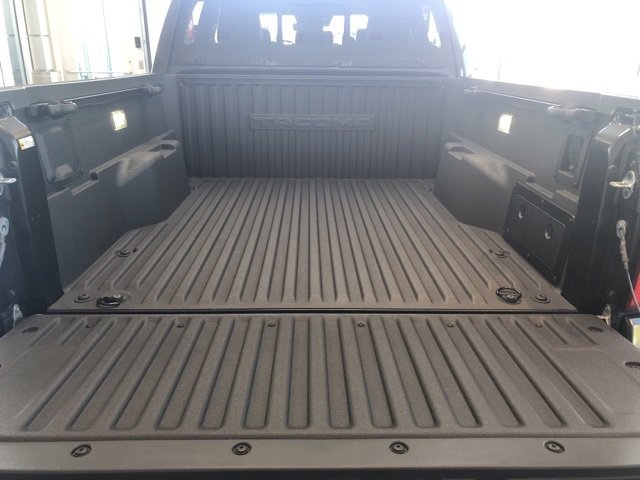 Used 2024 Toyota Tacoma TRD Sport image 9