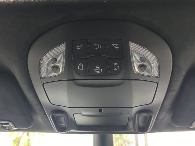 New 2027 Chrysler Pacifica Pinnacle w/ Theater Group AWD/4WD image 25
