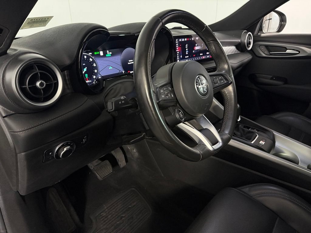 Used 2024 Alfa Romeo Tonale Ti w/ Premium Interior Package AWD/4WD image 20
