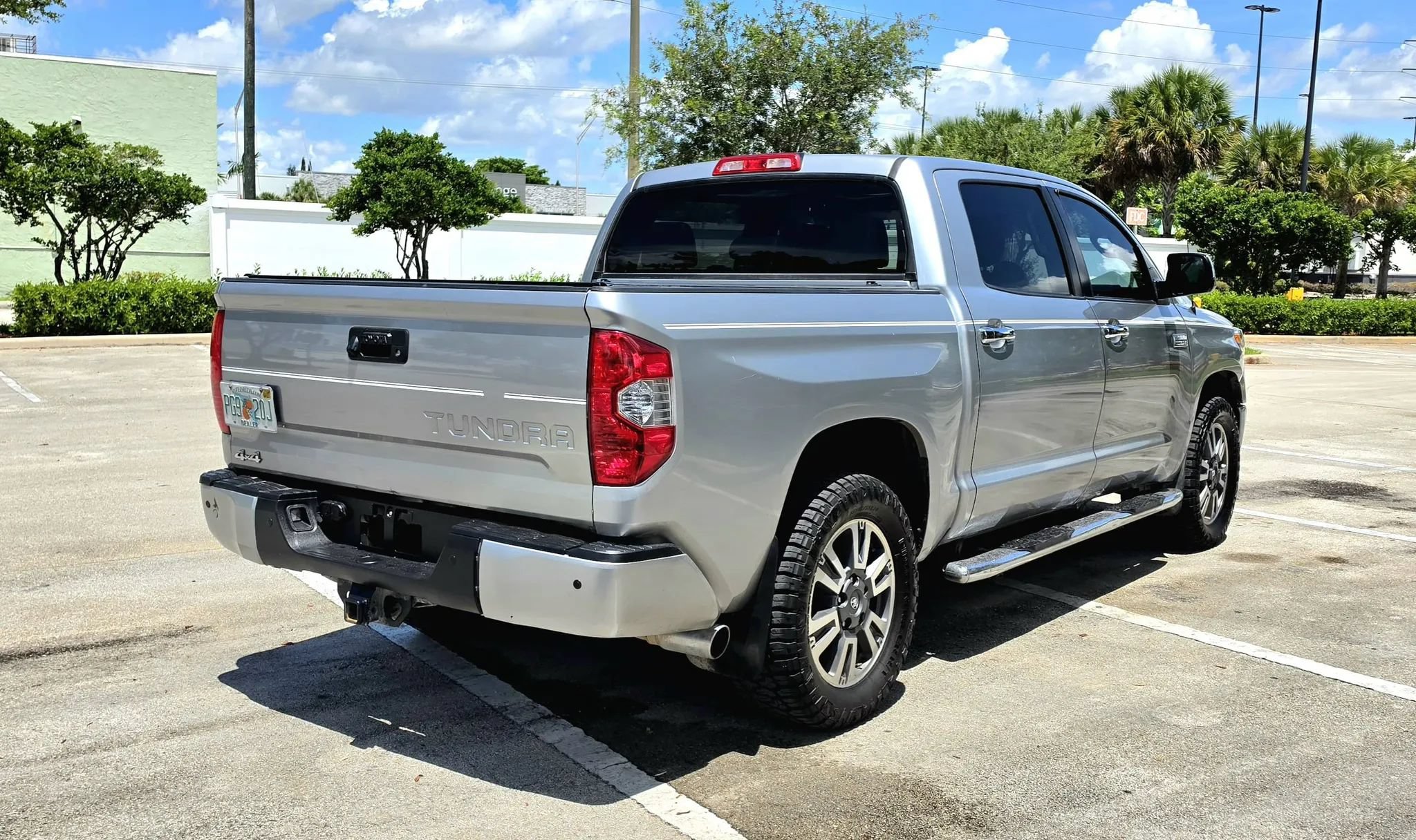 Used 2019 Toyota Tundra Platinum AWD/4WD image 12