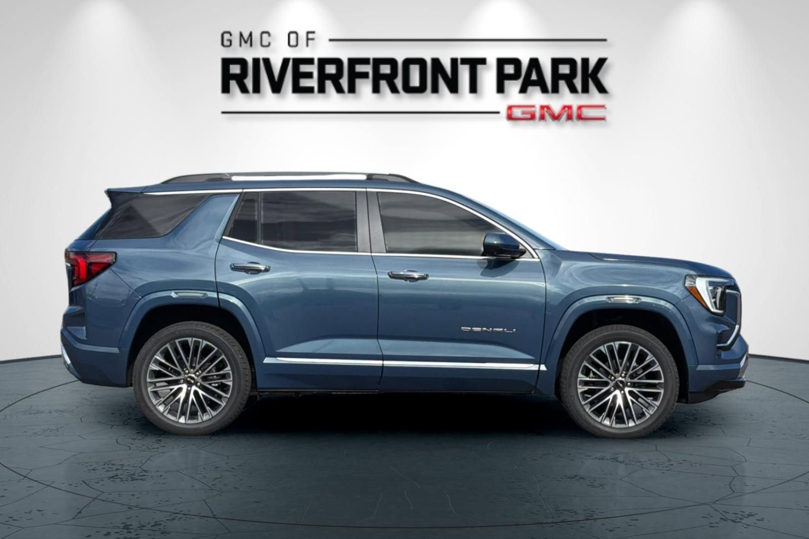 New 2026 GMC Terrain Denali w/ LPO, Floor Liner Package AWD/4WD image 2