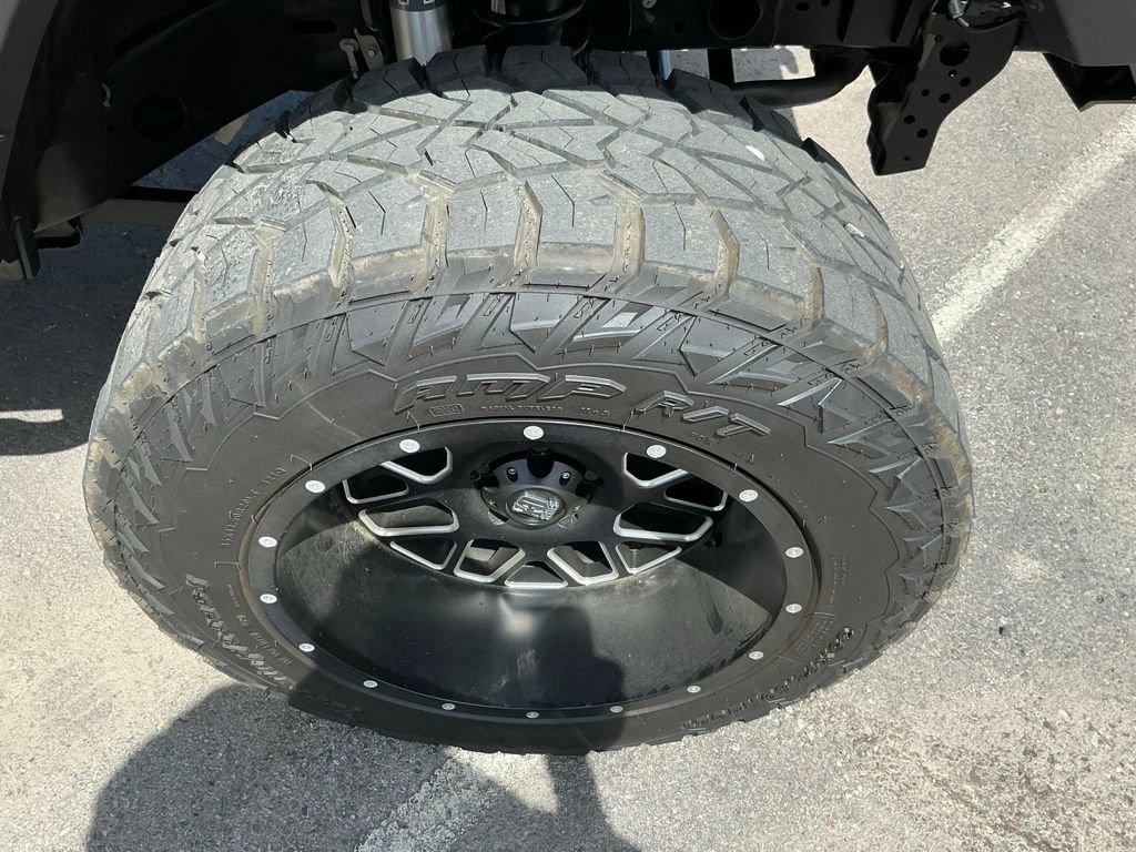 Used 2021 Jeep Gladiator Sport image 23