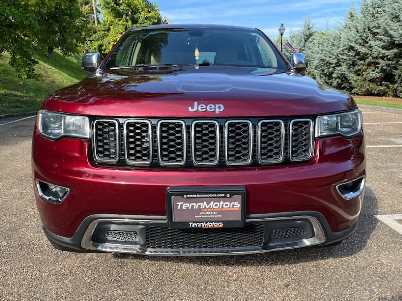 Used 2017 Jeep Grand Cherokee Limited AWD/4WD image 31