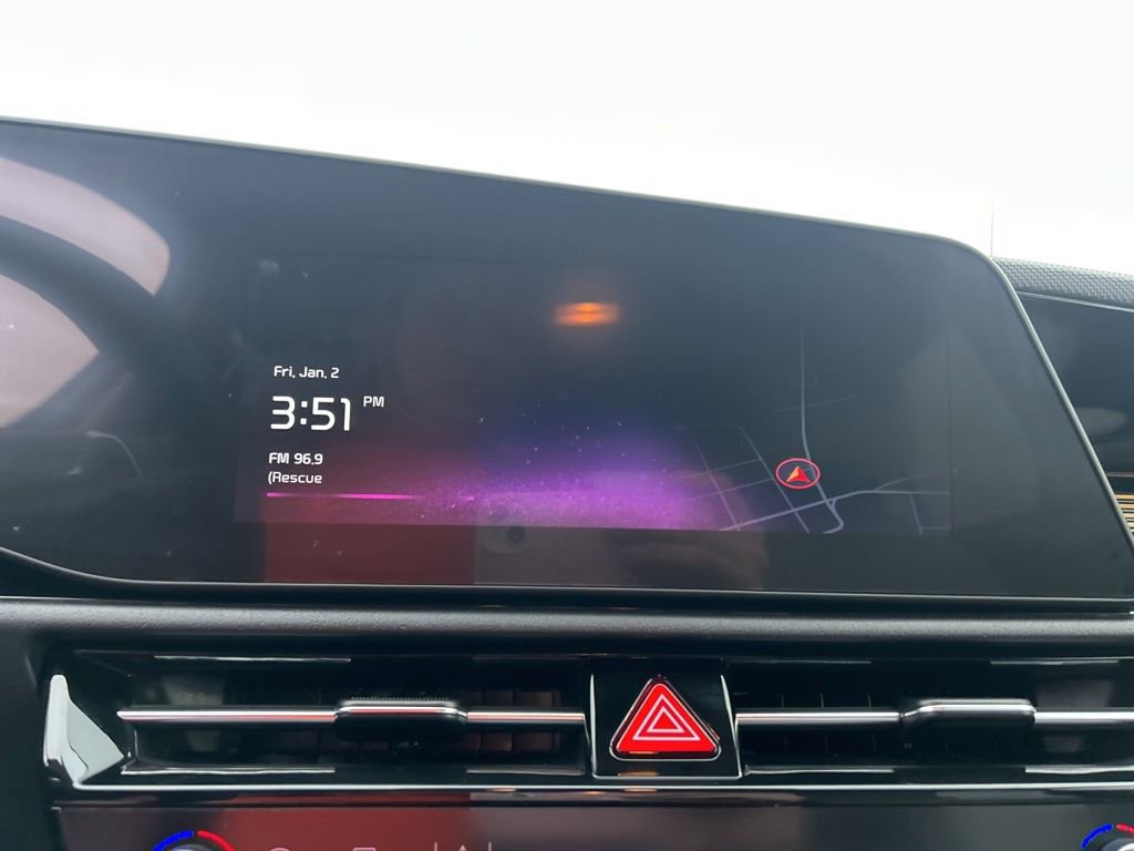 Used 2023 Kia Niro EX image 20