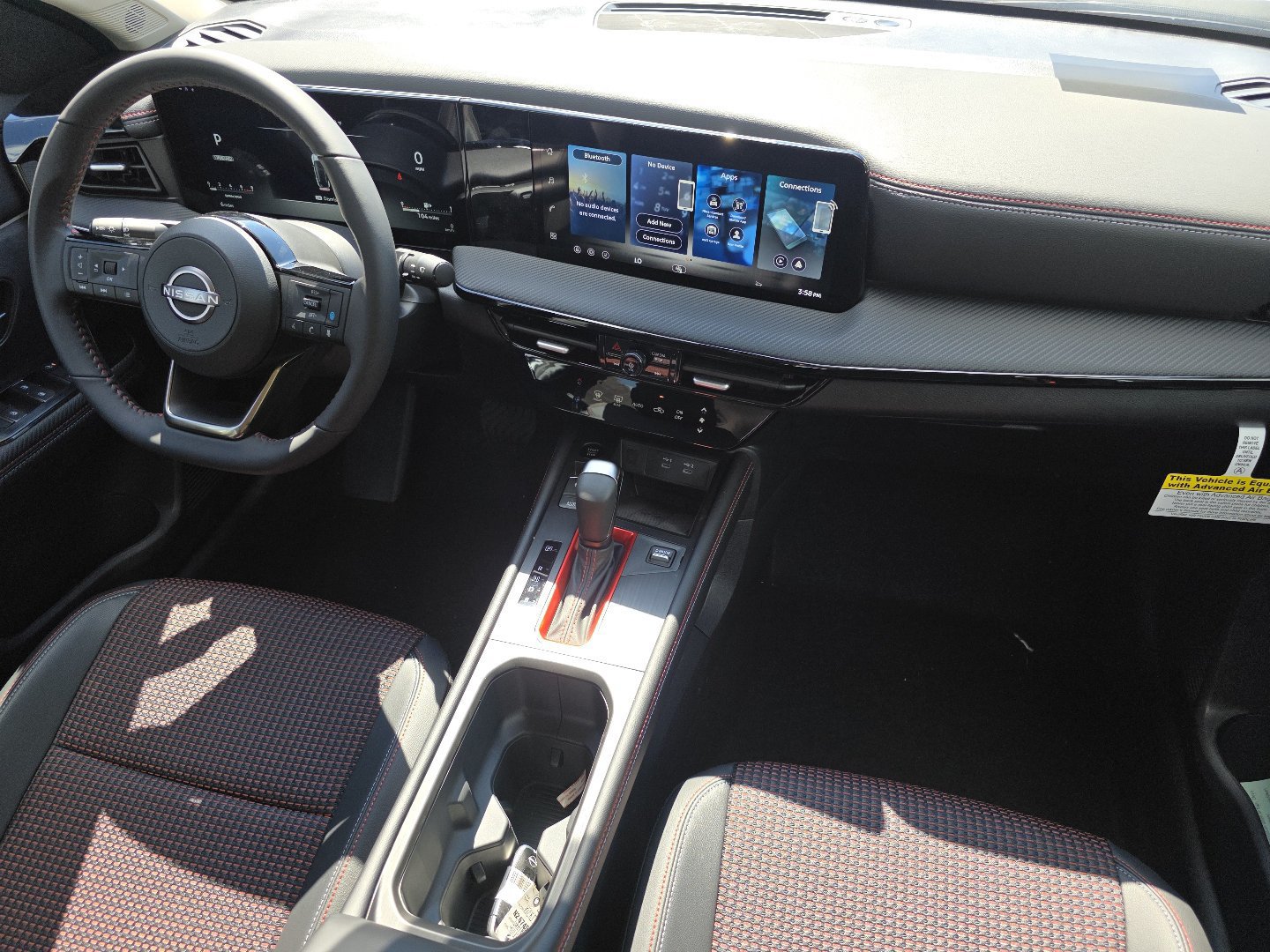 New 2026 Nissan Kicks SR AWD/4WD image 25