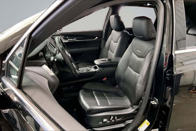 Used 2023 Cadillac XT5 Premium Luxury image 25
