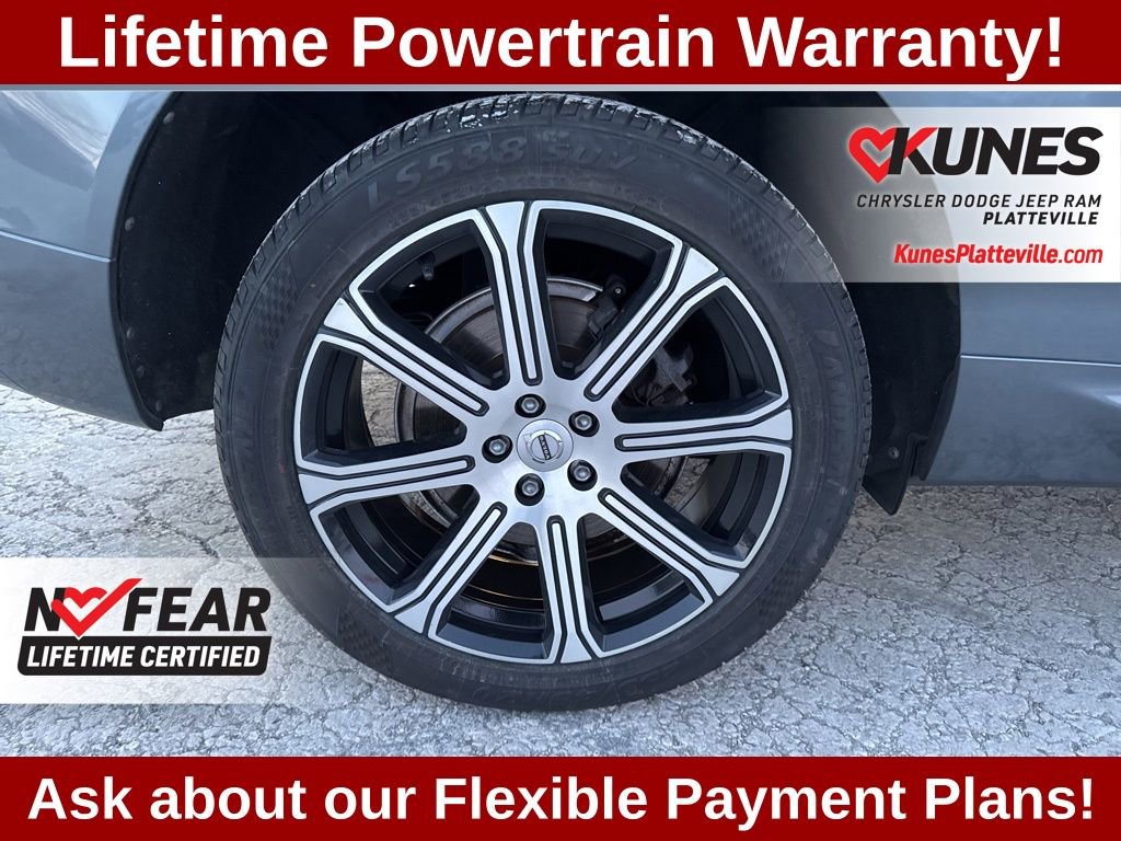 Used 2018 Volvo XC60 T8 Inscription w/ Advanced Package image 13