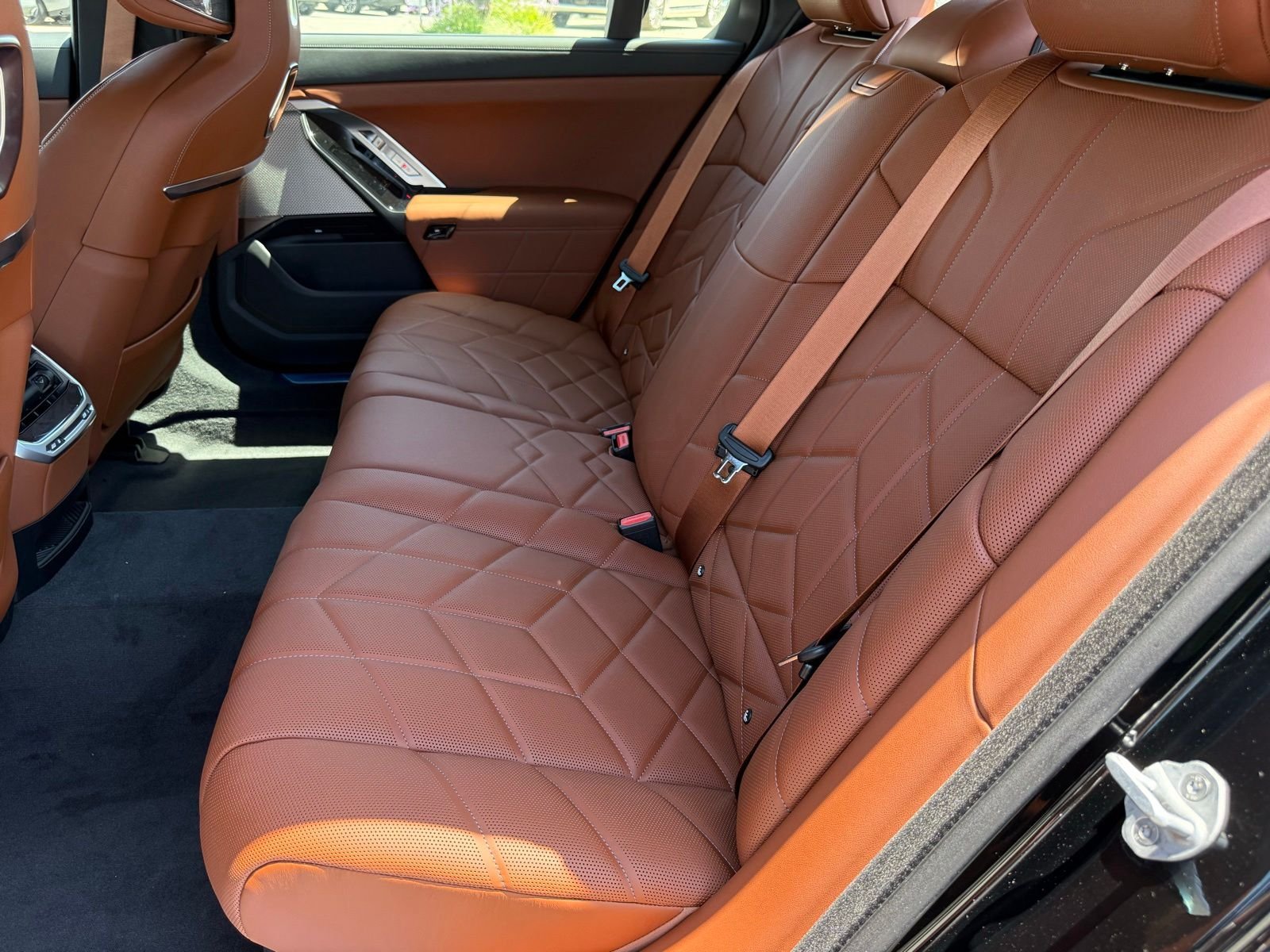 New 2026 BMW 760i xDrive w/ Luxury Rear Seating Package AWD/4WD image 31