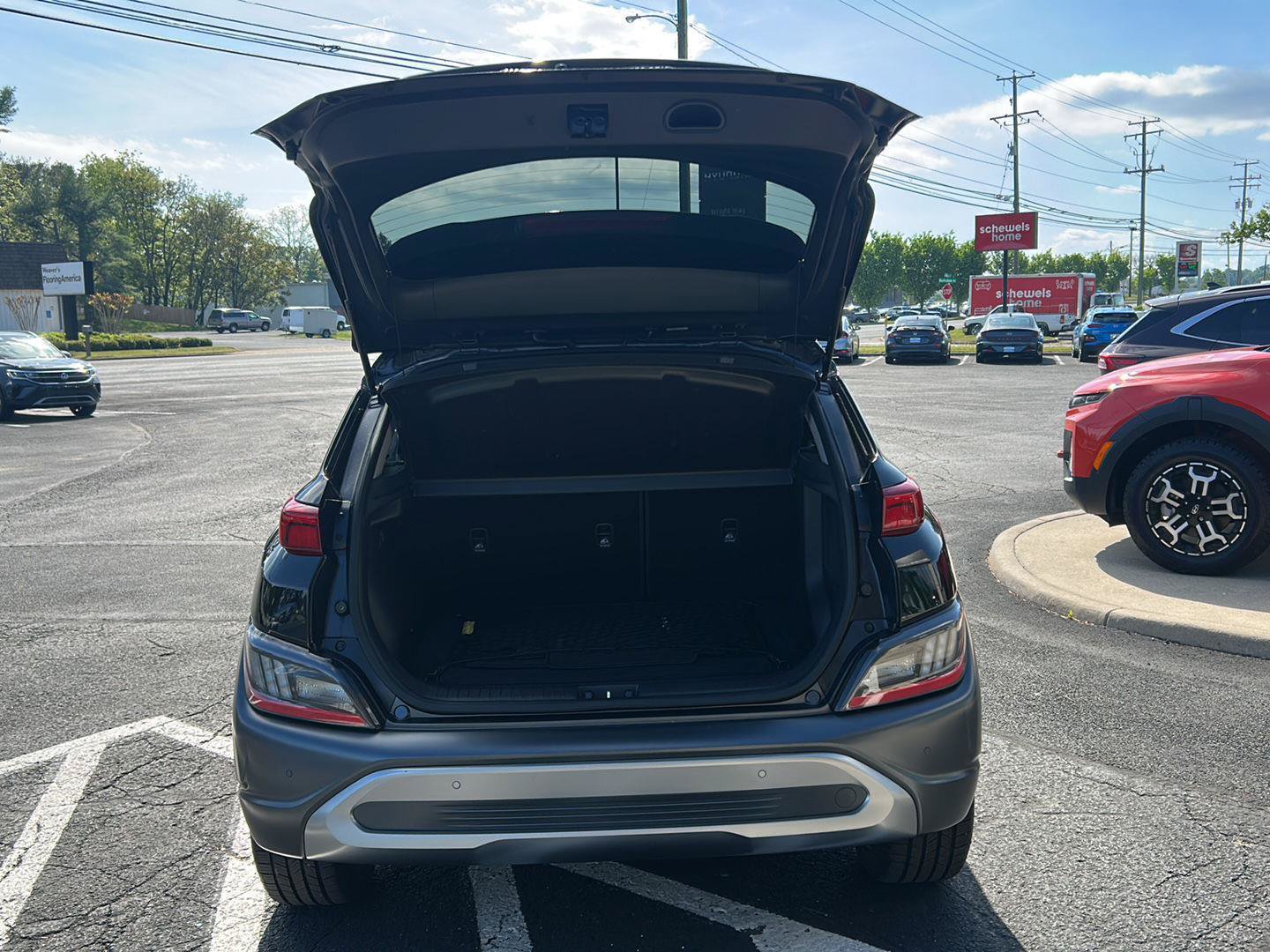 Certified 2023 Hyundai Kona Limited FWD image 7