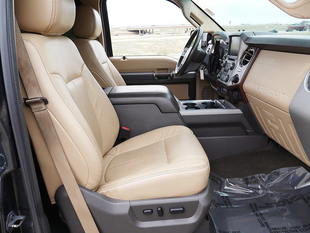 Used 2013 Ford F350 Lariat w/ Chrome Pkg AWD/4WD image 54