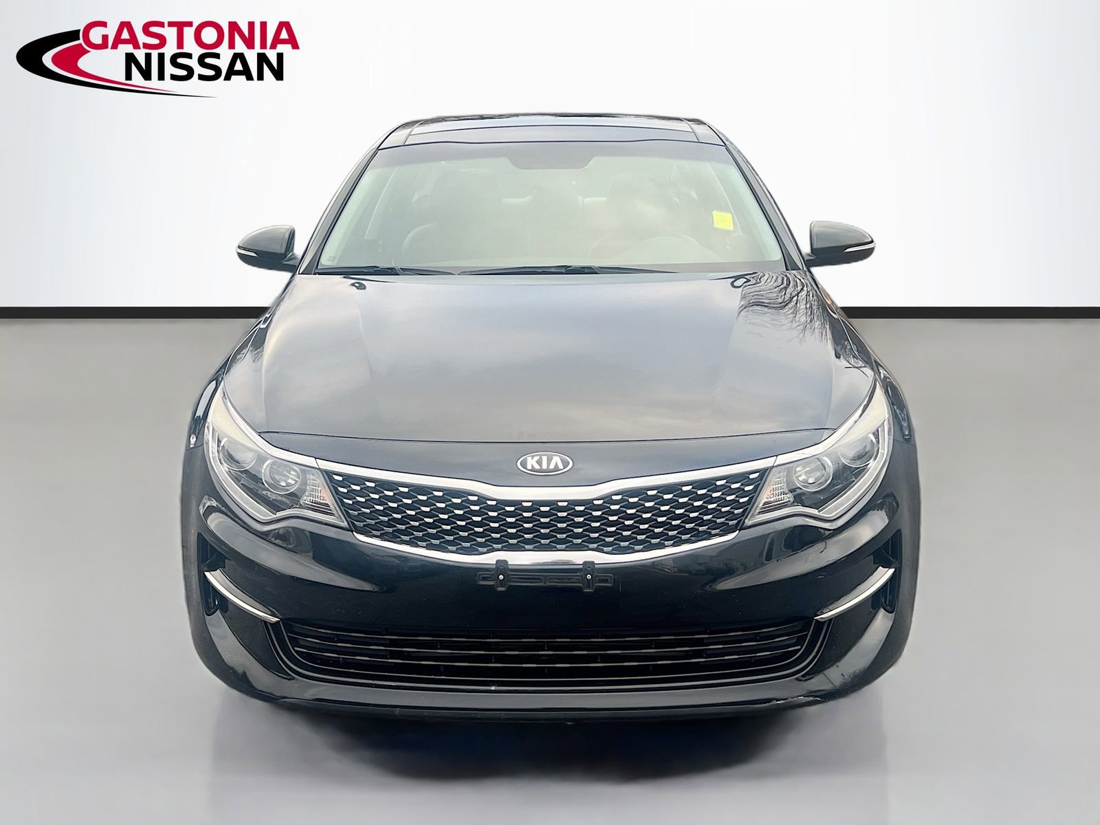 Used 2016 Kia Optima EX w/ Premium Package image 2