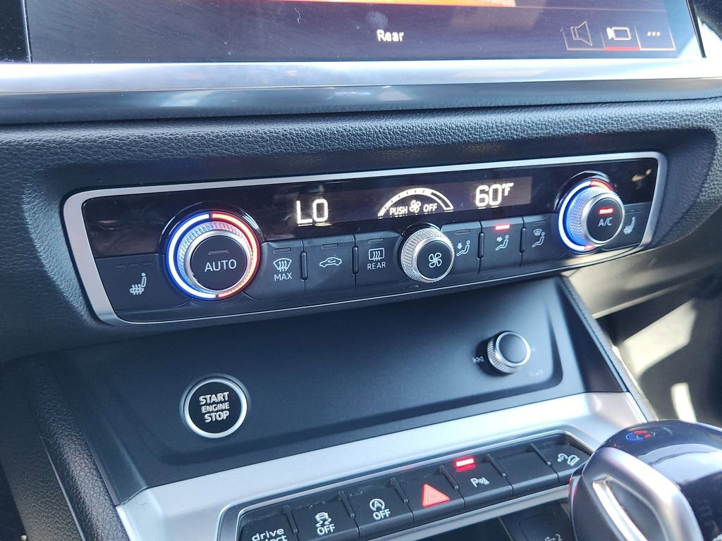 Used 2024 Audi Q3 2.0T Premium image 10