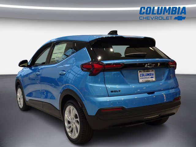 New 2027 Chevrolet Bolt LT image 4
