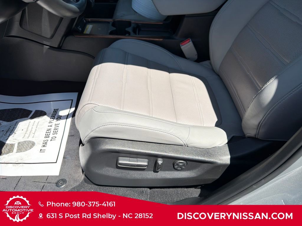 Used 2021 Honda CR-V Touring image 13