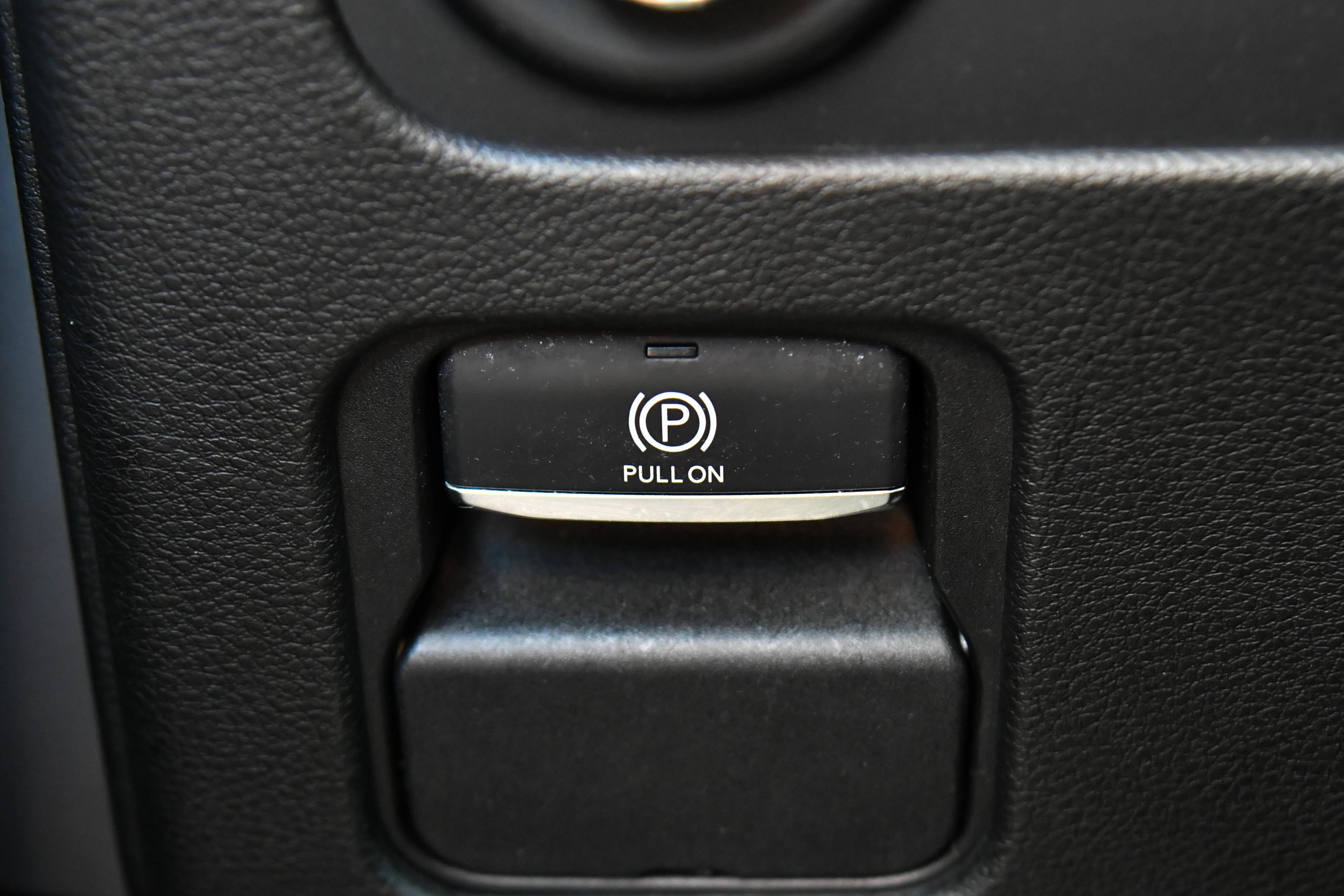 Used 2024 Jeep Wagoneer L Series II RWD image 39