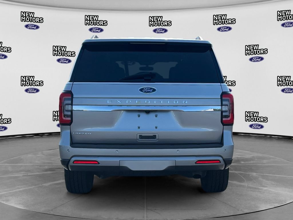 Used 2022 Ford Expedition Limited AWD/4WD image 4