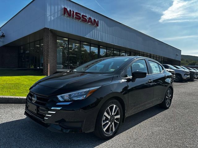 New 2025 Nissan Versa SV w/ Trunk Package image 1