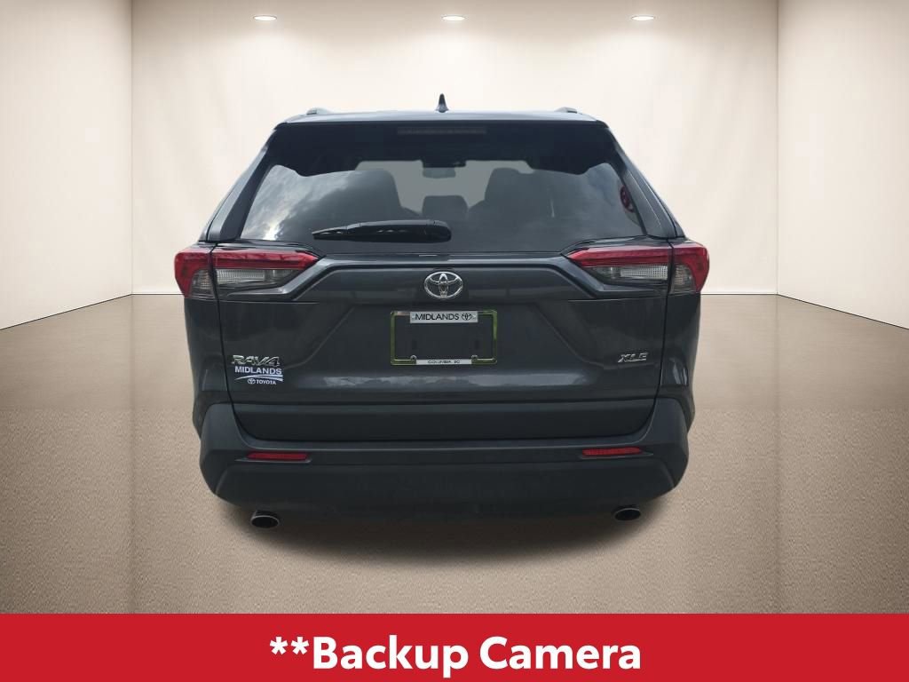 Used 2023 Toyota RAV4 XLE Premium image 5