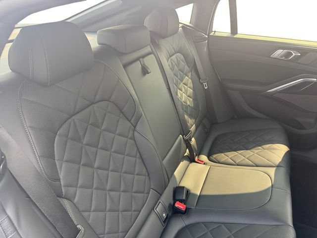 Certified 2026 BMW X6 xDrive40i AWD/4WD image 23