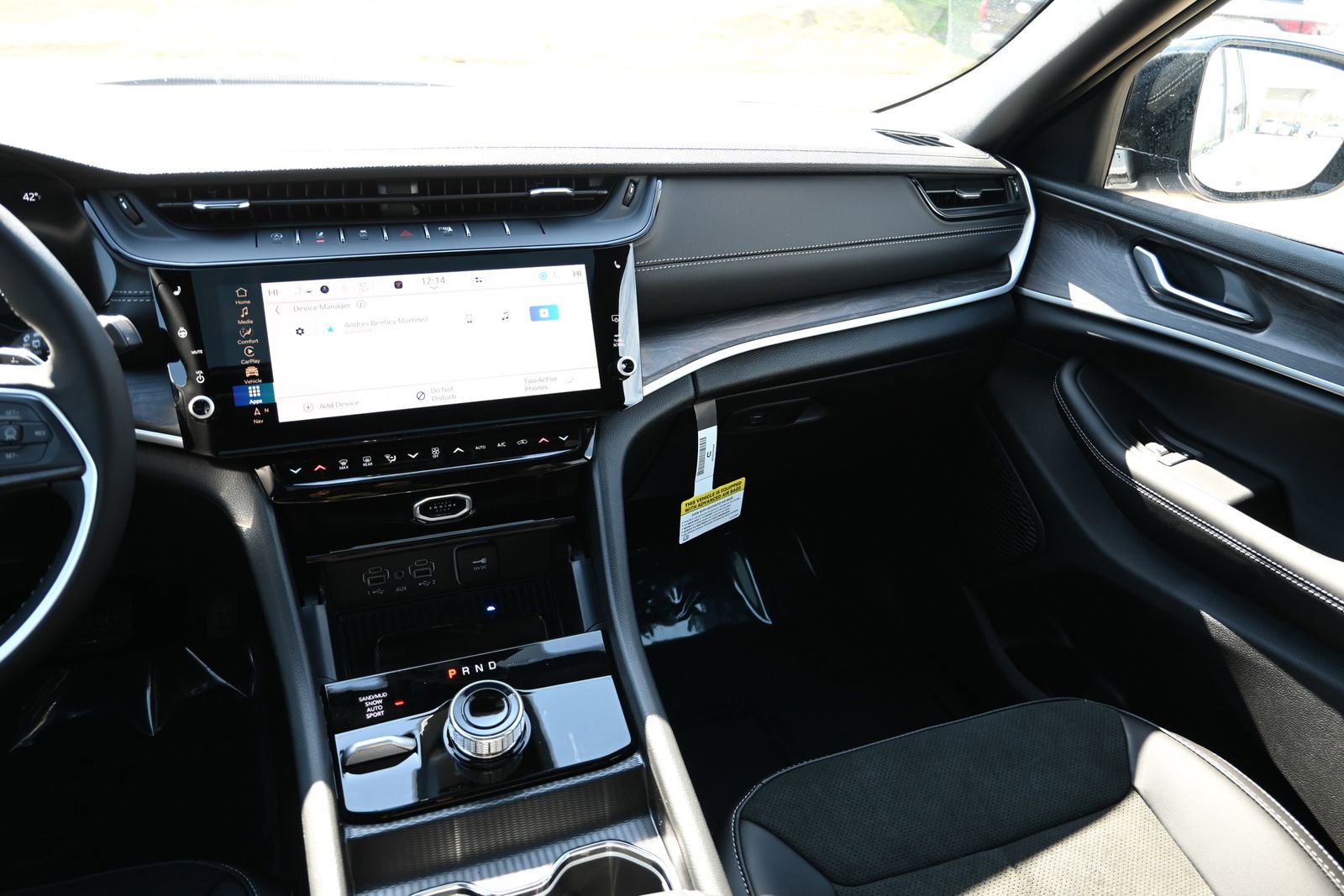 New 2026 Jeep Grand Cherokee Laredo image 16