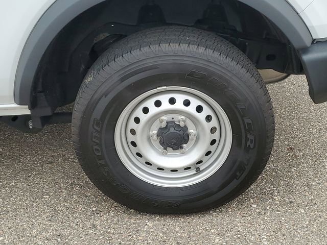 Used 2023 Ford Bronco Base image 29