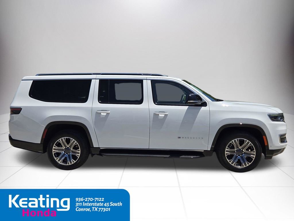Used 2024 Jeep Wagoneer L Series II w/ Flexible Seating Group AWD/4WD image 9
