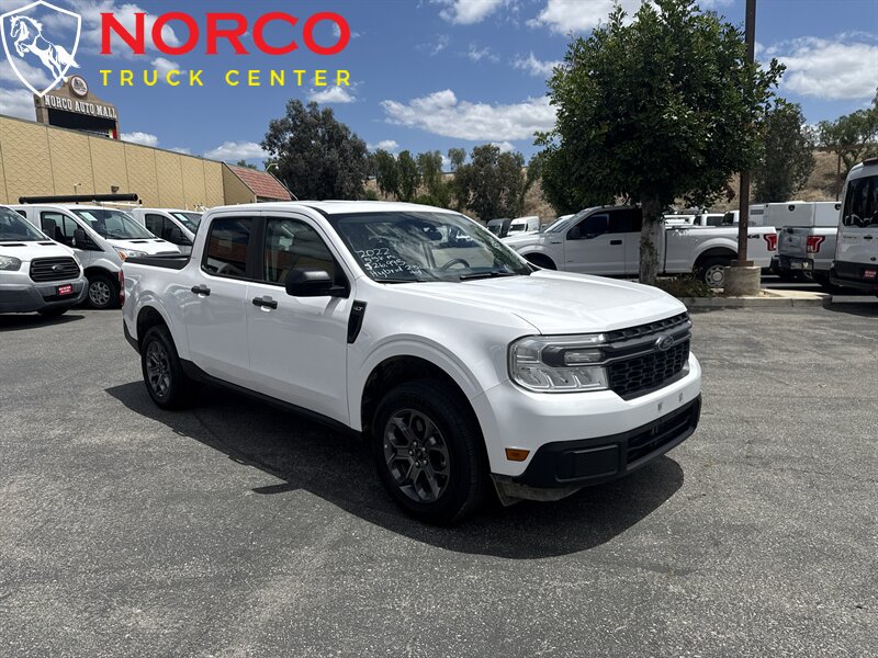 Used 2022 Ford Maverick XLT FWD image 2