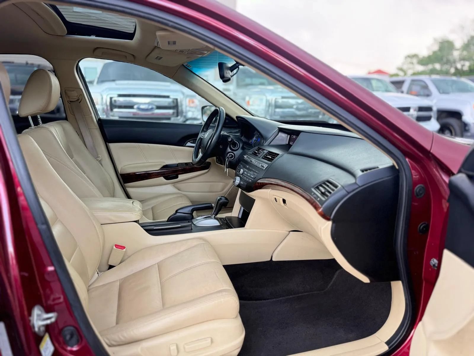 Used 2011 Honda Crosstour EX-L image 10