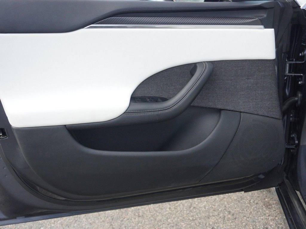 Used 2023 Tesla Model S Plaid image 20