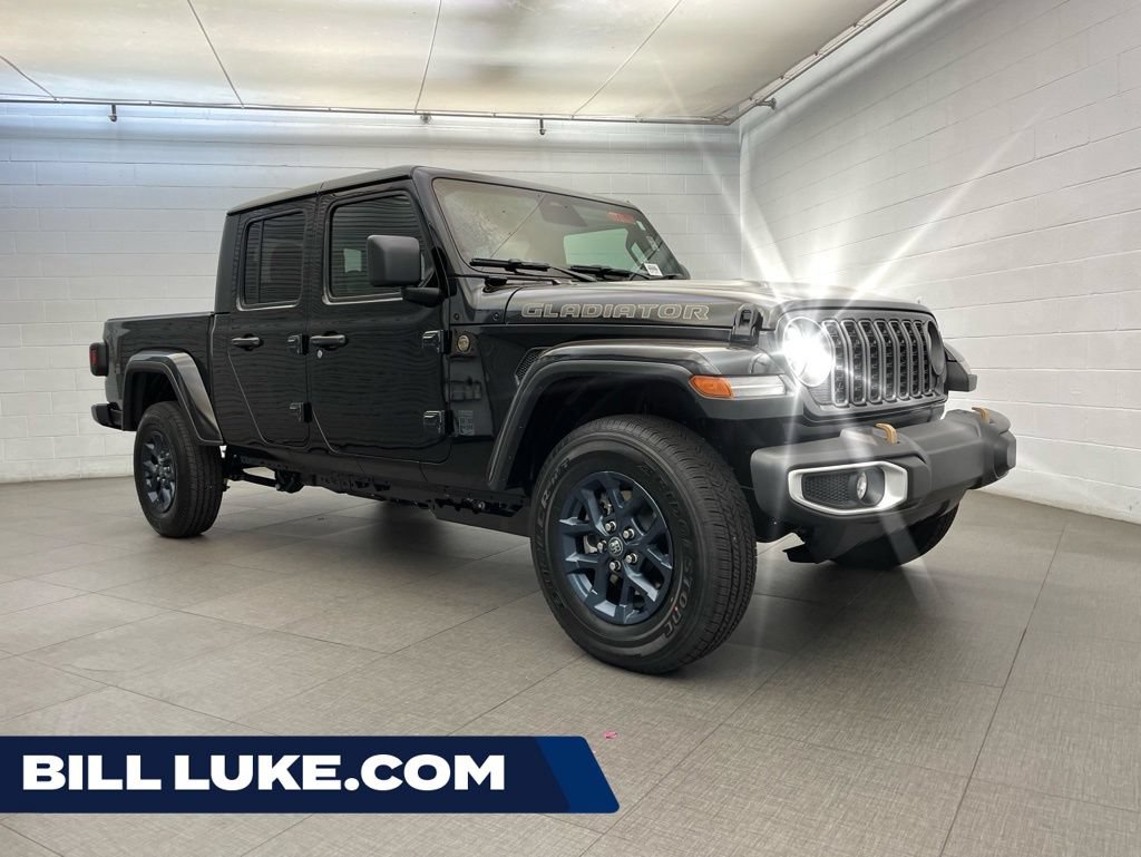New 2026 Jeep Gladiator Mojave AWD/4WD video 1