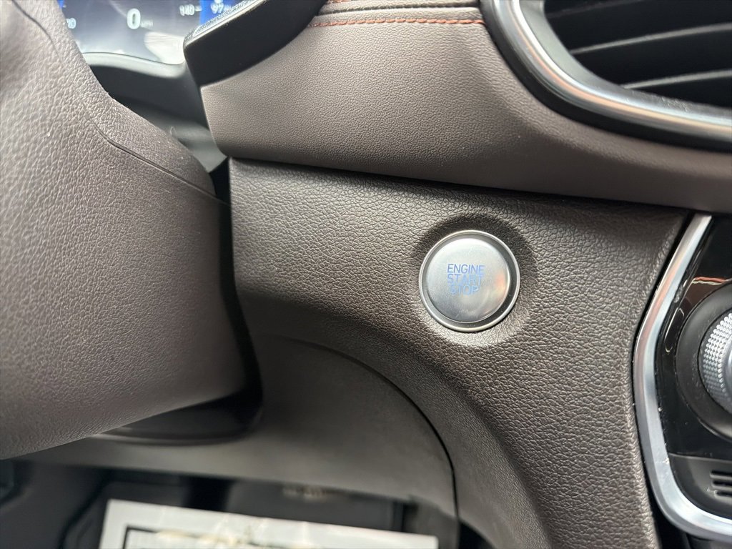 Used 2020 Hyundai Santa Fe SEL image 38